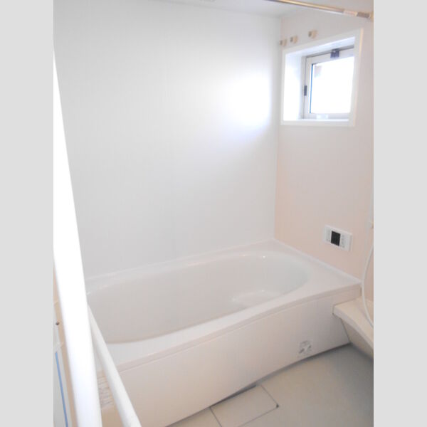 D-roomあずま町　B102号室 浴室