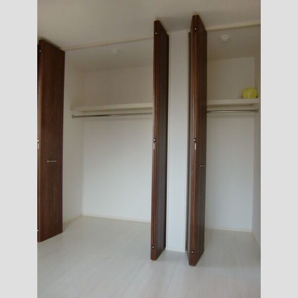 Casa Con Patio211号室 収納