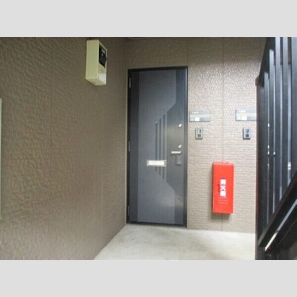 スプリングハイム　A103号室 玄関