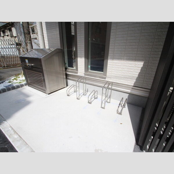 ルミナスティ 周辺