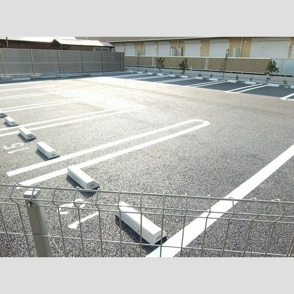 サザンウィング 駐車場