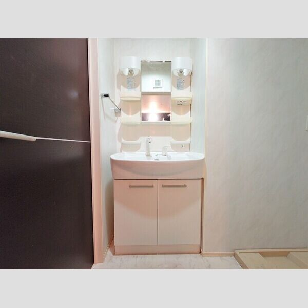 ソレール　C 洗髪洗面化粧台