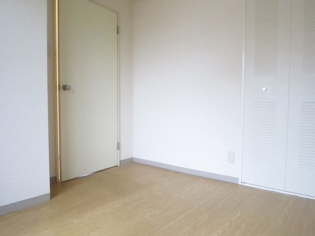 エミネンス山手台0101号室 洋室２　※現況優先