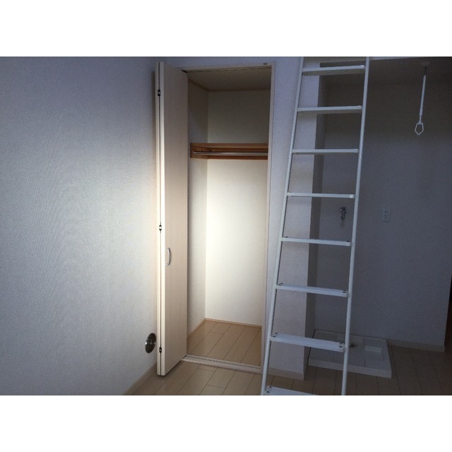 エクセレント三ツ沢A棟201号室 内観