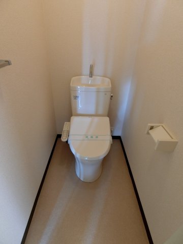 アクイール・セイザン トイレ