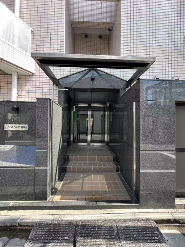 LUCENTCOURT西落合1階 エントランス