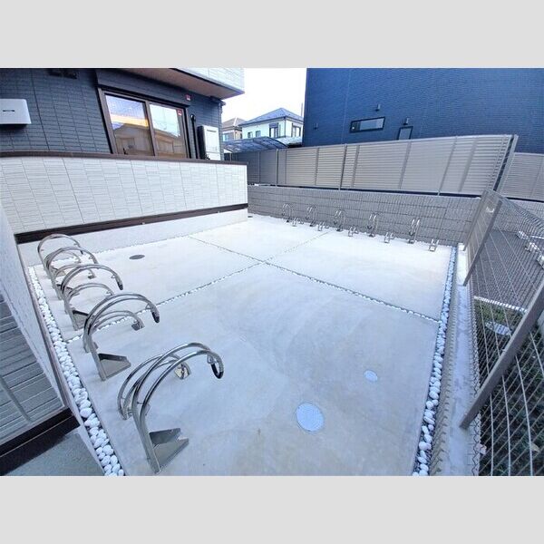 Dアヴァンス千間台東　B棟 駐輪場