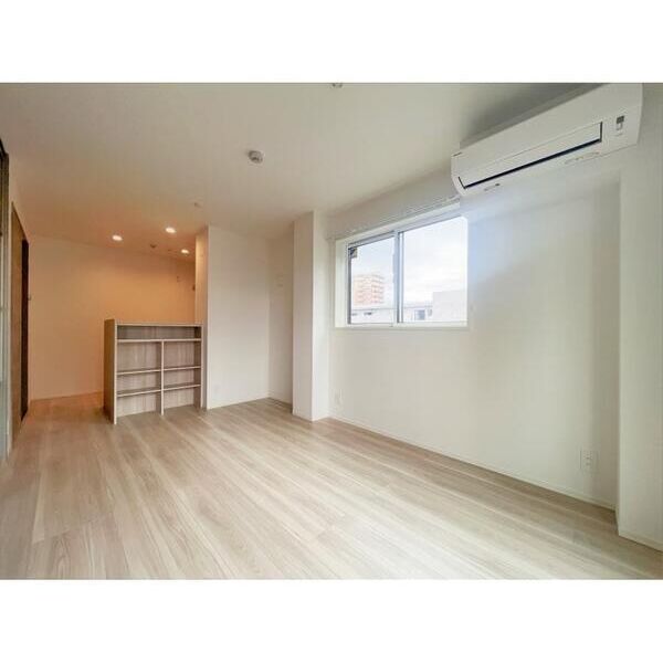 フィレ・デ・フルール206号室 リビング