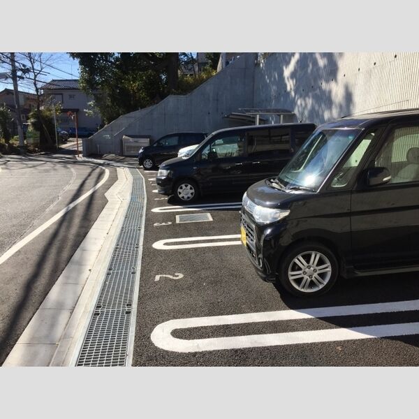 カサヴェール 駐車場