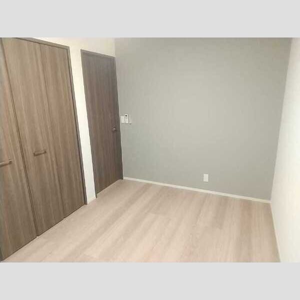 アニバーサリー203号室 洋室