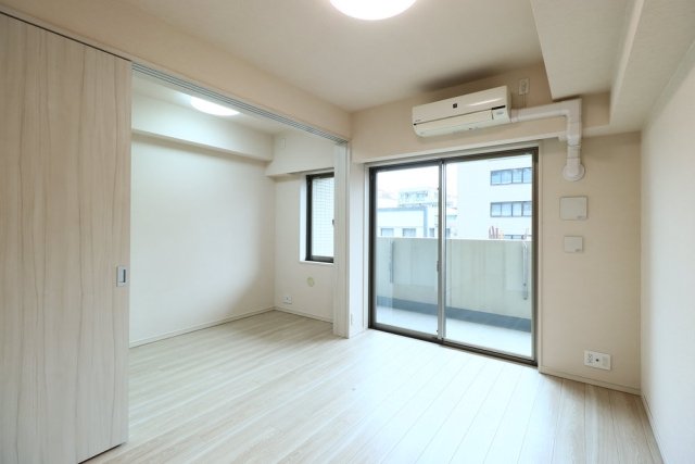 ザ・レジデンス蒲田アイリスコート リビング