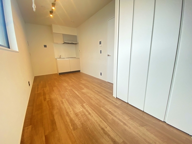 アトリオフラッツ三軒茶屋Ｎｏｒｔｈ 洋室7.9帖　2025年10月撮影