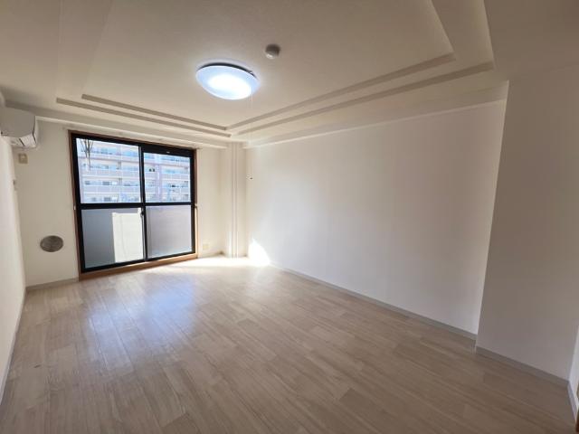 ピュア　プリミエール405号室 洋室