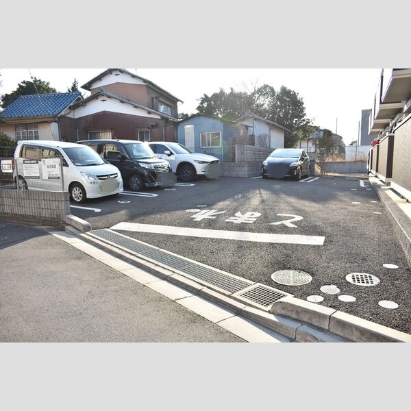 アークヒルズ 駐車場