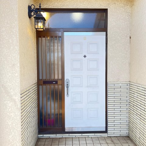 オレンジハウス 玄関