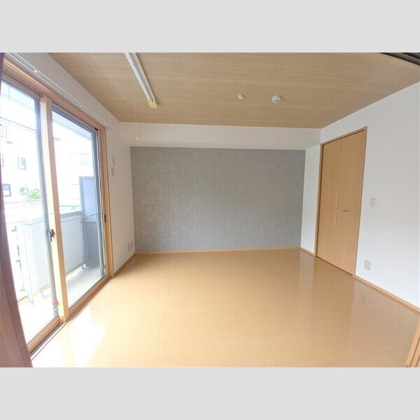 ゴールドパストラル　Ⅲ106号室 洋室