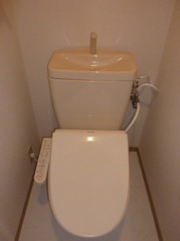 アレックス昱1階 トイレ