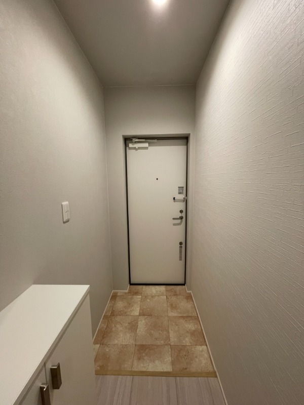 エリタージュ2階 玄関