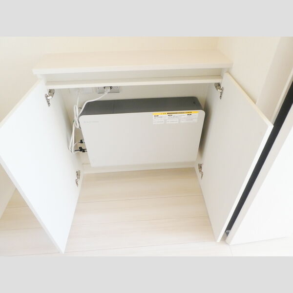 ベルクレスト302号室 非常用蓄電池