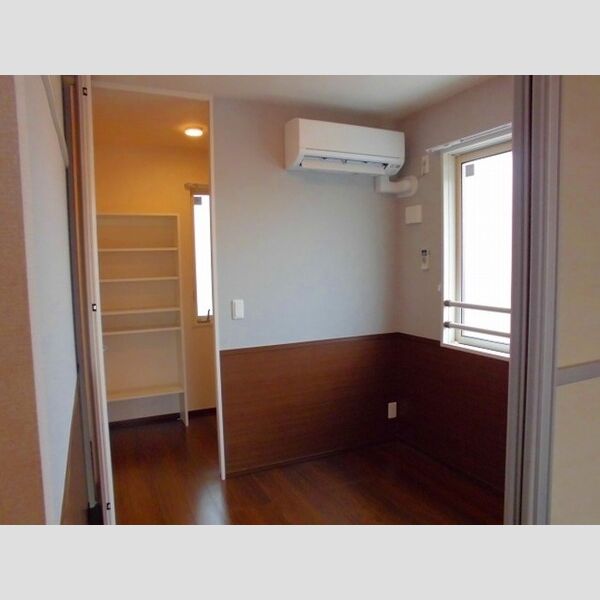 フォルテューヌ大和301号室 居室