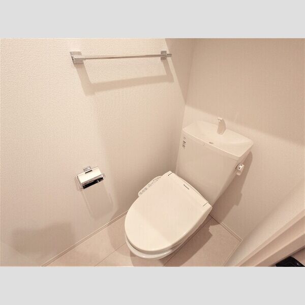 プランドール・アデン303号室 温水洗浄暖房便座