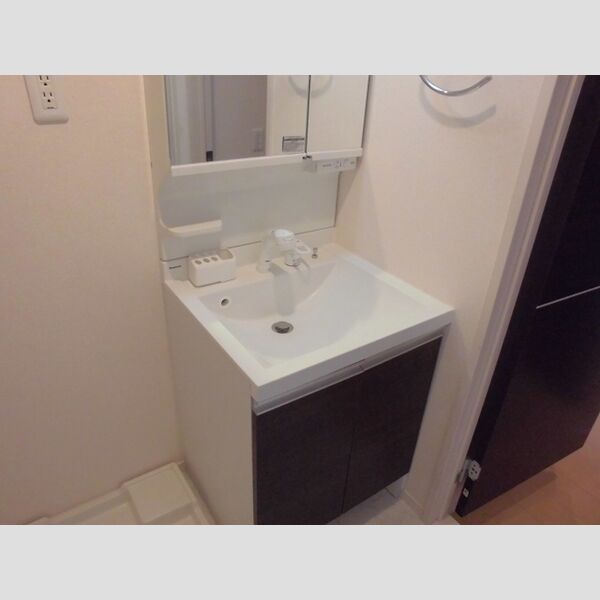 イーストエンジェル青山　A棟 洗面化粧台