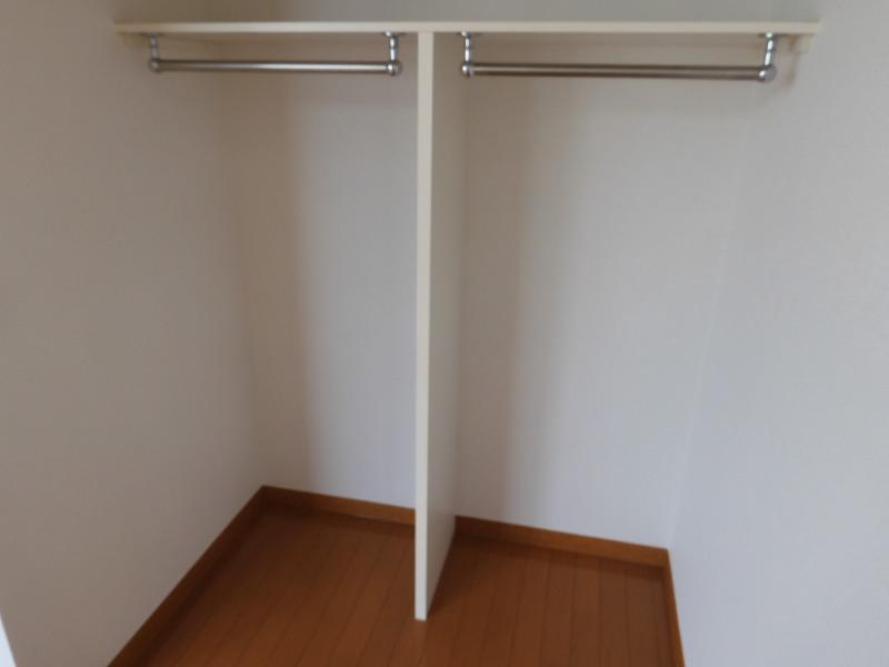 プランドール鶴間 収納