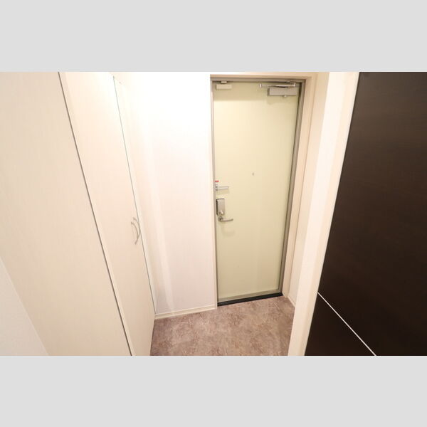 トロイメライ 玄関