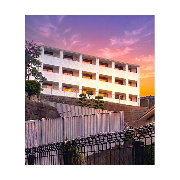 α(アルファ)　parks　hillsの外観画像