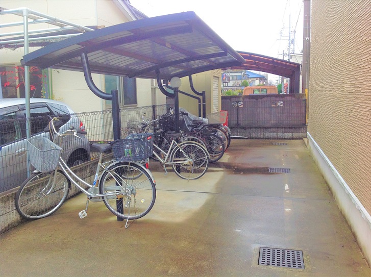 レオパレスサニーサイドＬ208号室 駐輪場