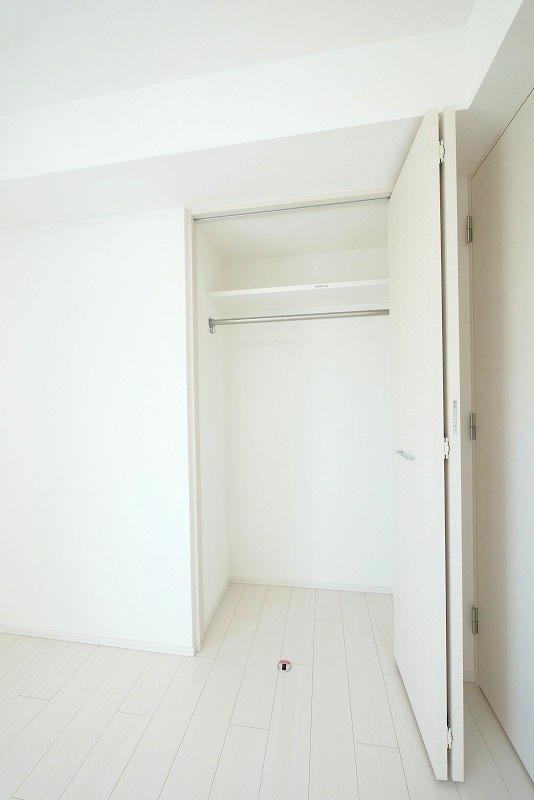 PREMIUM CUBE 新宿中井 内観