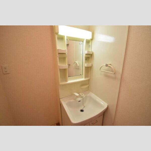 ヴィアノ　Ⅰ201号室 洗面所　洗髪洗面化粧台