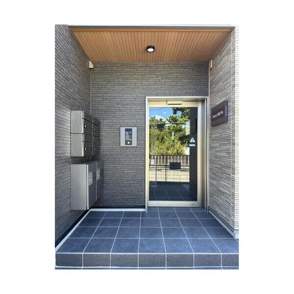 Forest由比ヶ浜202号室 エントランス