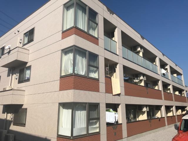 カトレア 外観写真（昼）