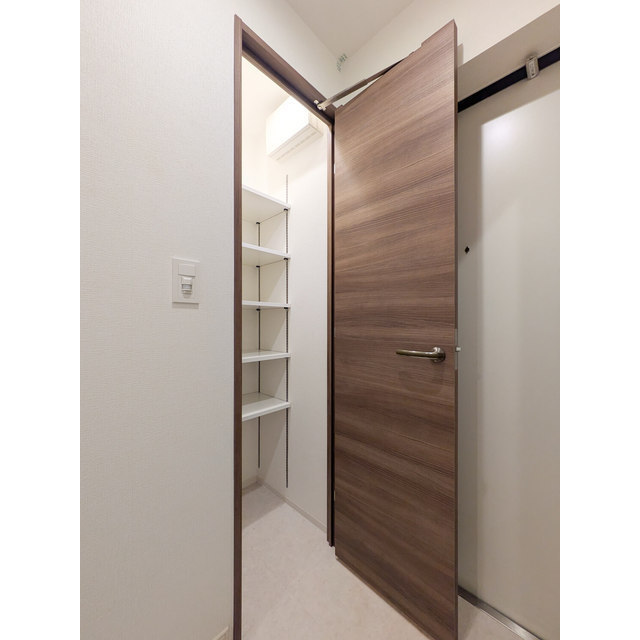 プライムガーデン若木0510号室 内観