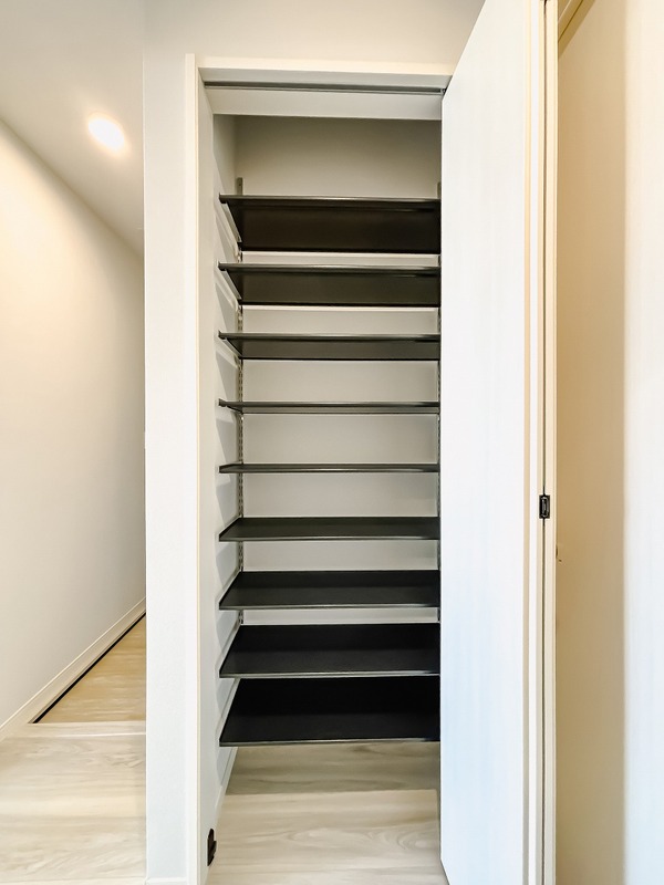 ＡＬＶＡ2階 収納