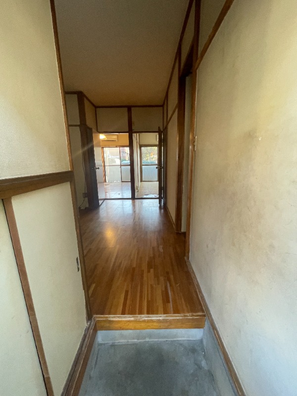 イーストパーク1階 玄関