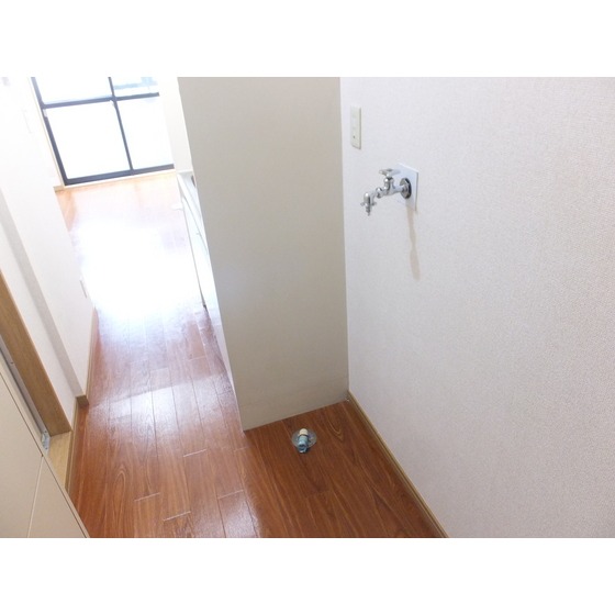 カーサグリスメイユー0104号室 室内洗濯置場