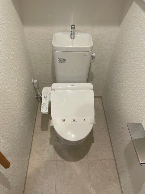 クレイシア板橋本町4階 トイレ