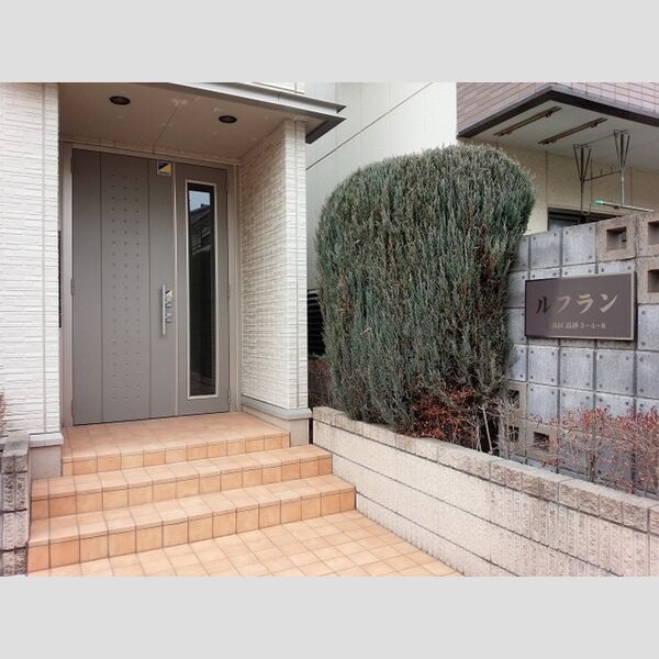 ルフラン103号室 エントランス