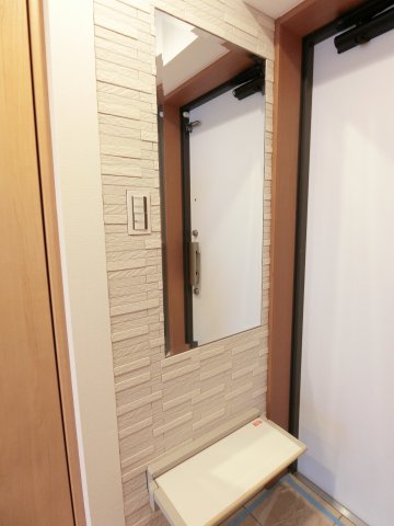 日神デュオステージ仲池上308号室 玄関