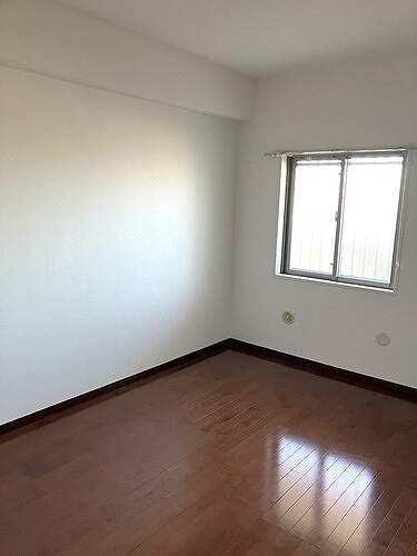 ライオンズプラザ小田急相模原12階 洋室約6.5畳