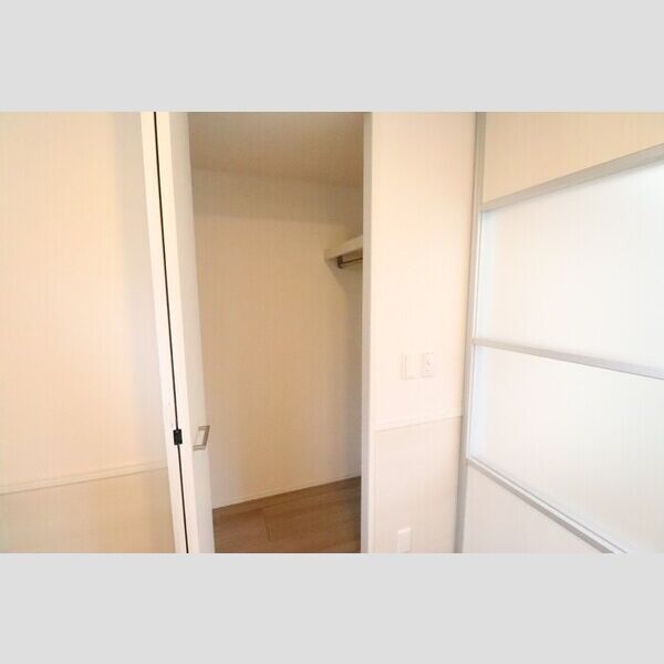 アリビオTK ウォークインクローゼット