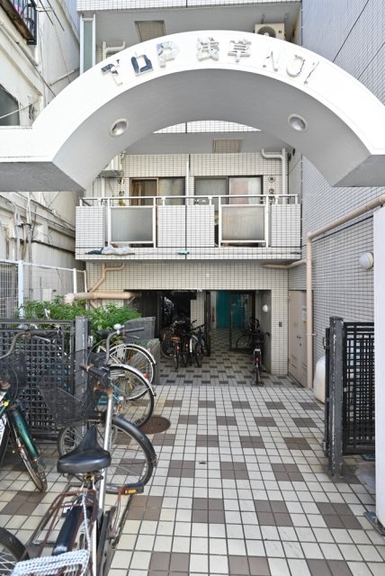 トップ浅草1001号室 エントランス