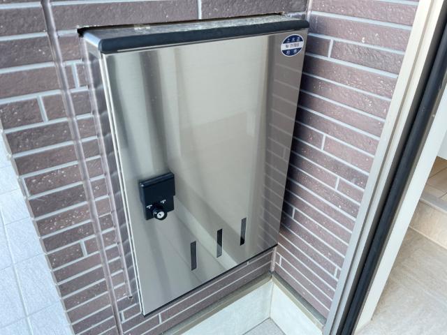 エクレール　eclair102号室 宅配ボックス