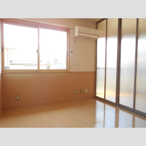 ウィスタリア　B202号室 洋室南