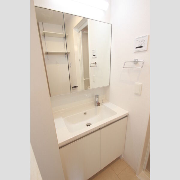 ディーウエストイズム 洗面