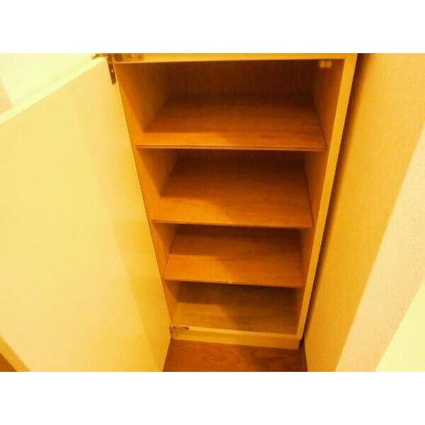 SAビル0601号室 玄関