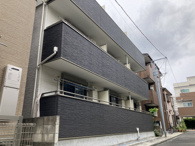 レジデンス・カメアリ3階 外観