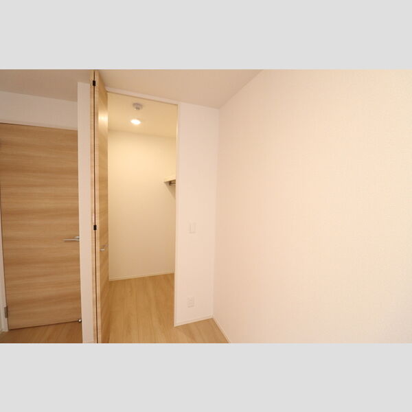 ア　レーズ ウォークインクローゼット